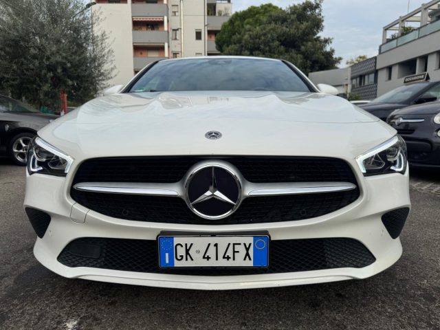 MERCEDES-BENZ CLA 200 usata, con Alzacristalli elettrici