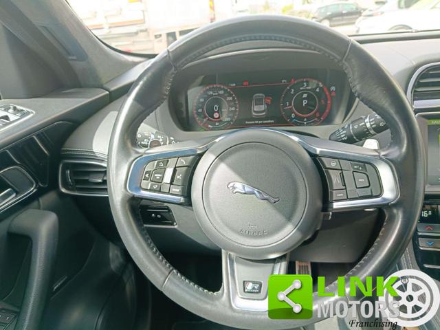 JAGUAR F-Pace usata, con Park Distance Control