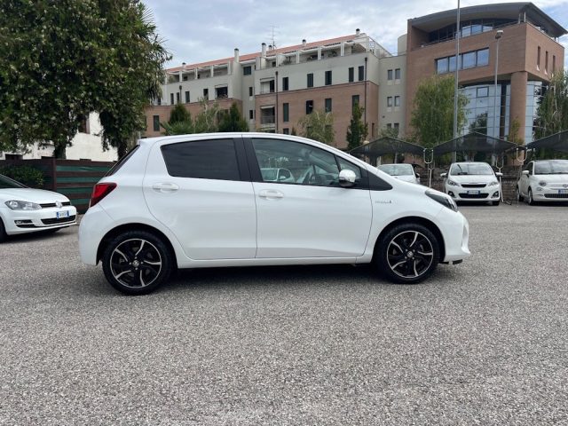 TOYOTA Yaris usata, con Controllo automatico clima