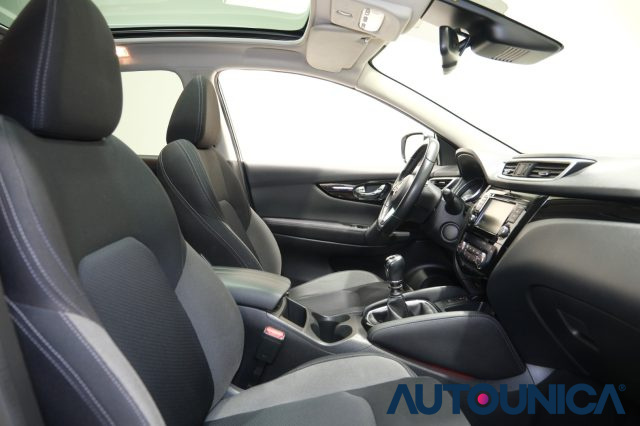 NISSAN Qashqai usata 60