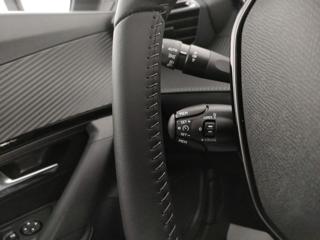 PEUGEOT 2008 usata, con Boardcomputer