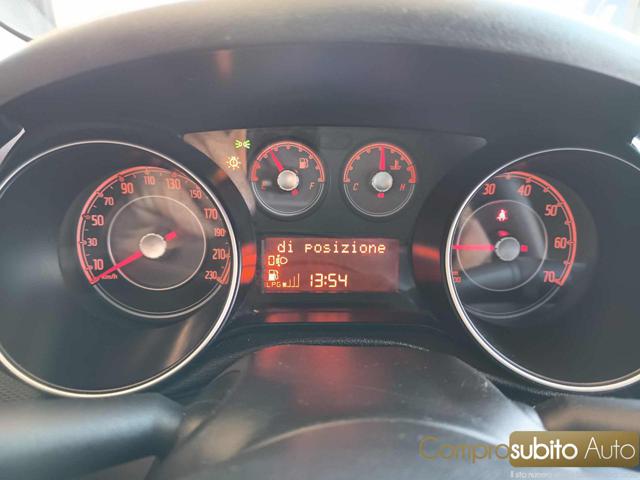 FIAT Punto usata, con Bluetooth