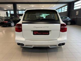 PORSCHE Cayenne usata, con Autoradio