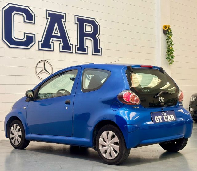 TOYOTA Aygo usata, con Controllo automatico clima