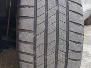 VOLKSWAGEN T-Roc usata, con USB