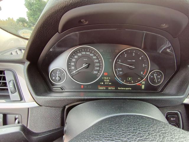 BMW 320 usata, con Fari Xenon