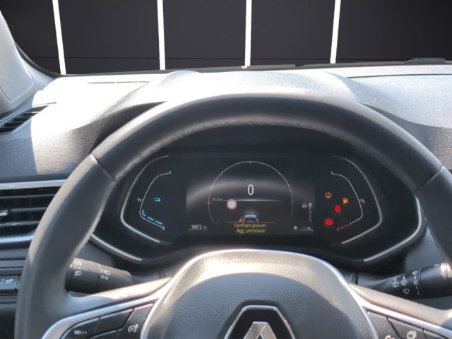RENAULT Clio usata, con Fari LED