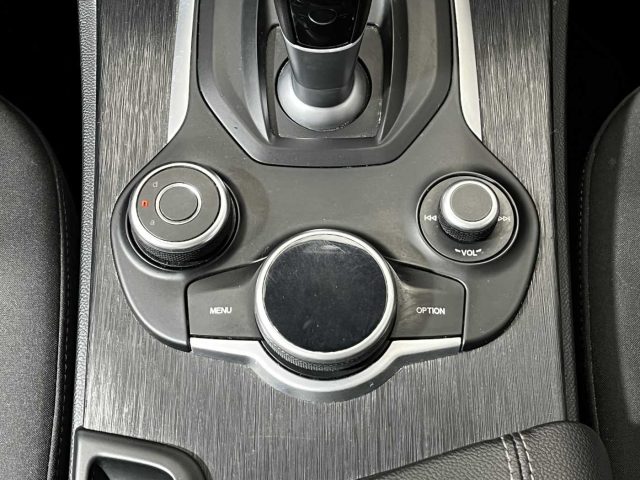 ALFA ROMEO Stelvio usata 28