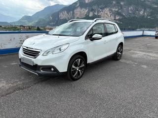 PEUGEOT 2008 1.2 puretech t Allure s