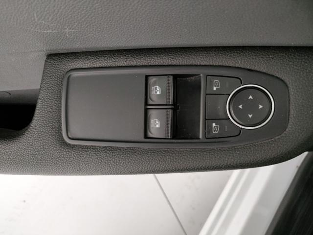 RENAULT Clio usata, con Servosterzo