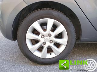 HYUNDAI i20 usata, con Autoradio