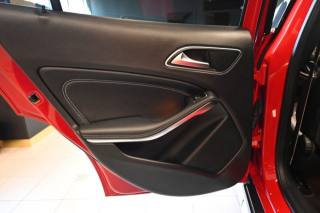 MERCEDES-BENZ GLA 200 usata 51