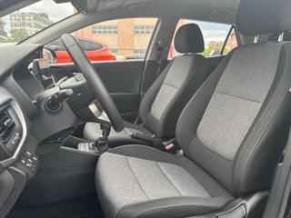 KIA Stonic usata, con Autoradio