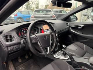 VOLVO V40 usata, con Autoradio