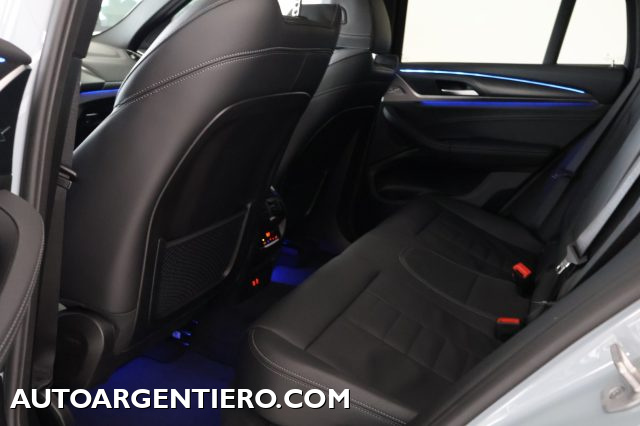 BMW X4 usata, con Sensori di parcheggio anteriori