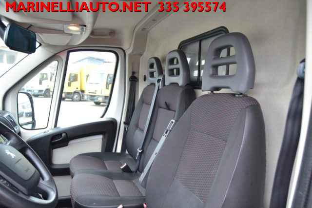 PEUGEOT Boxer usata, con Bluetooth