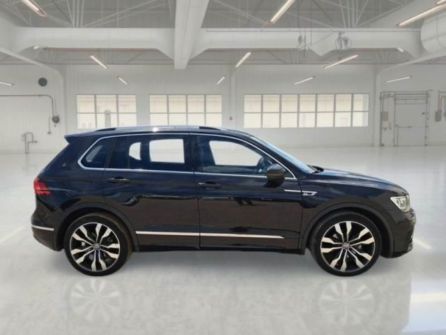 VOLKSWAGEN Tiguan usata, con Cerchi in lega