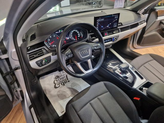AUDI A4 usata, con Fari LED