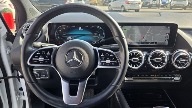 MERCEDES-BENZ B 180 usata, con USB