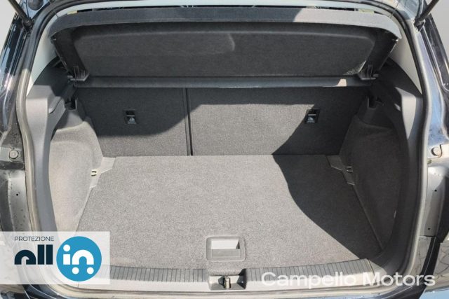 VOLKSWAGEN T-Cross usata 17
