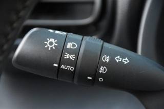 TOYOTA Yaris usata, con Luci diurne LED