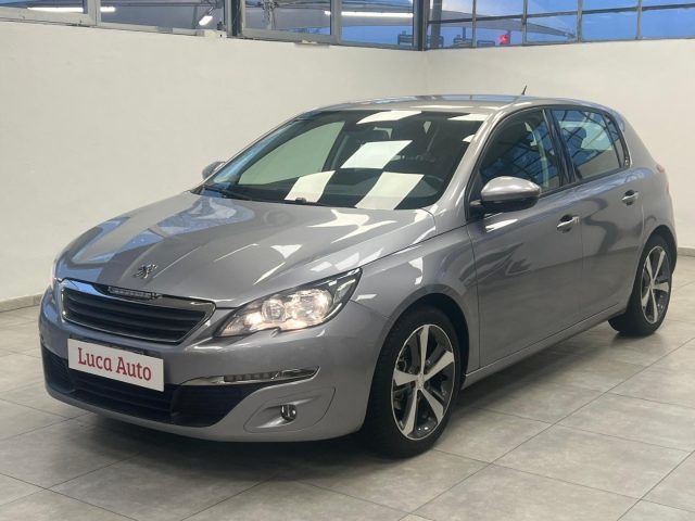PEUGEOT 308 usata, con Airbag