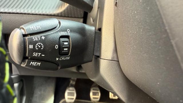 PEUGEOT 2008 usata, con Cerchi in lega