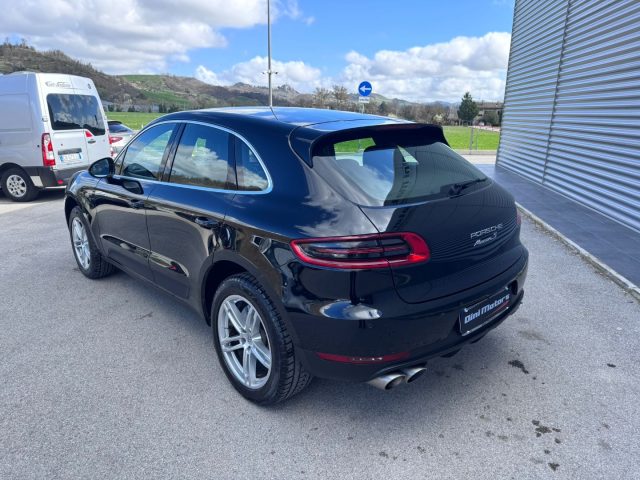 PORSCHE Macan usata, con Autoradio