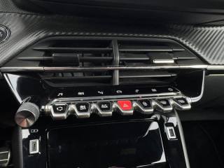 PEUGEOT 2008 usata, con Lettore CD
