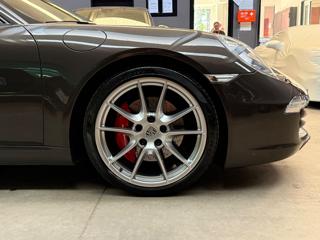 PORSCHE 911 usata, con Touch screen