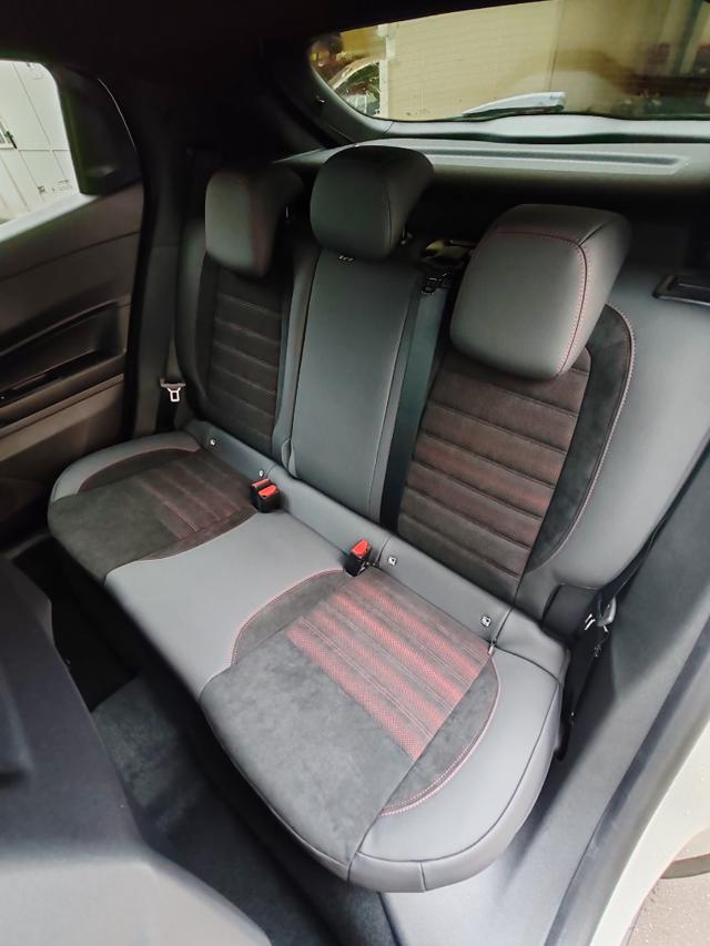 ALFA ROMEO Junior usata, con Park Distance Control