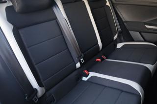 VOLKSWAGEN T-Roc usata, con Touch screen