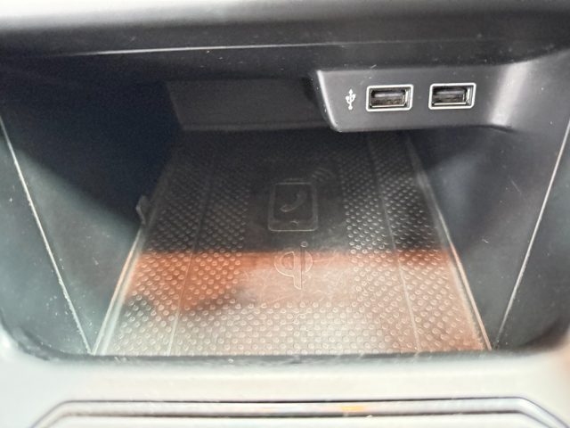 VOLKSWAGEN Polo usata, con Touch screen