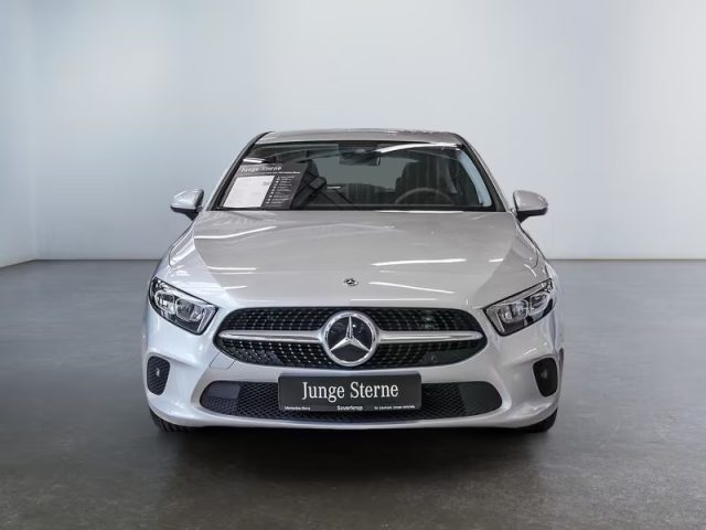 MERCEDES-BENZ A 180 usata, con Airbag