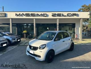 SMART ForFour 70 1.0 Passion