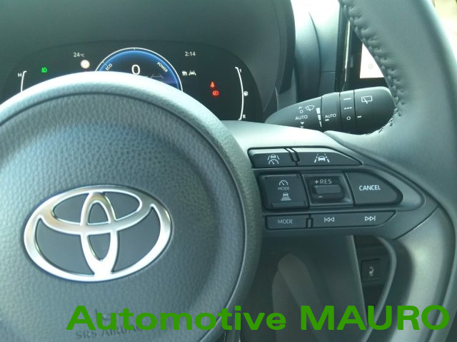 TOYOTA Yaris Cross usata, con Specchietti laterali elettrici