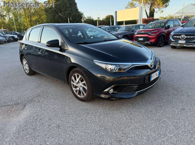 TOYOTA Auris usata, con ESP