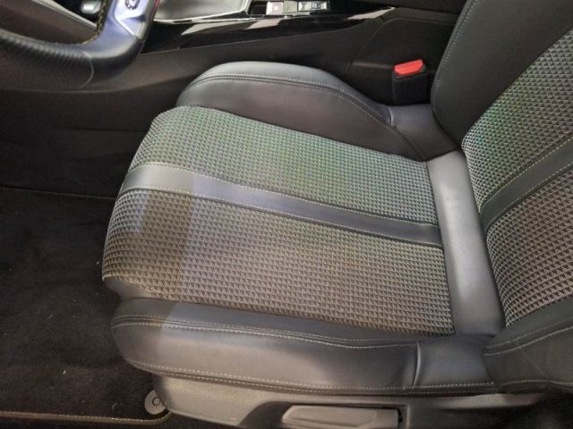 PEUGEOT 208 usata, con Climatizzatore