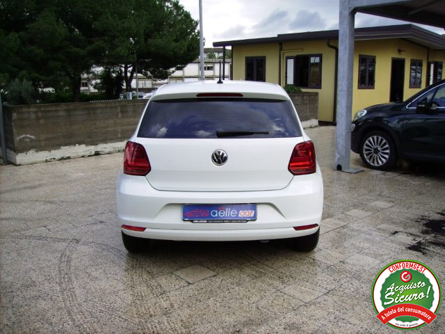 VOLKSWAGEN Polo usata, con Autoradio