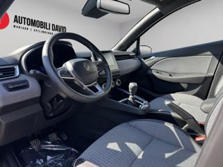 RENAULT Clio usata, con Autoradio