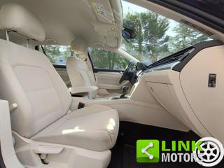 VOLKSWAGEN Passat Variant usata, con Sistema di navigazione