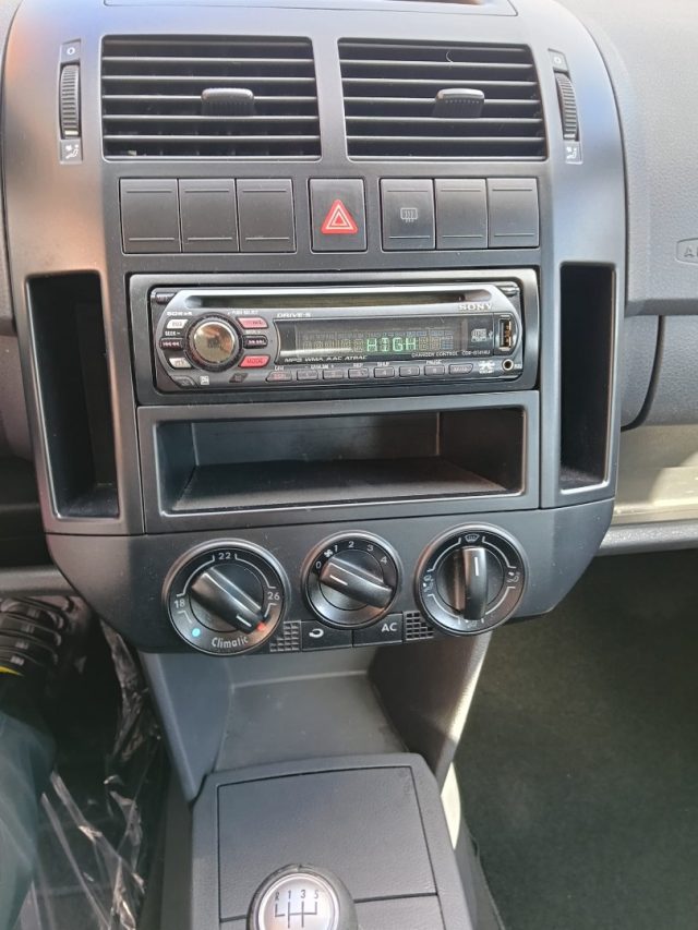 VOLKSWAGEN Polo usata, con Pneumatici quattro stagioni