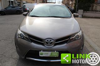 TOYOTA Auris usata, con Airbag