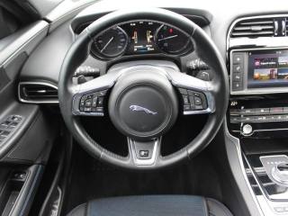 JAGUAR XE usata, con Servosterzo