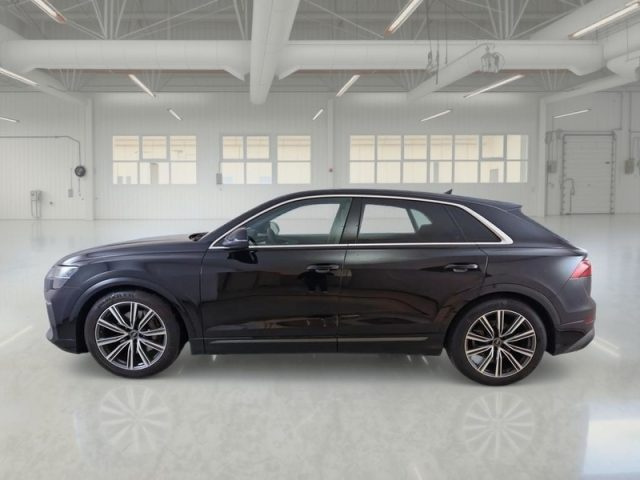 AUDI Q8 usata, con Autoradio