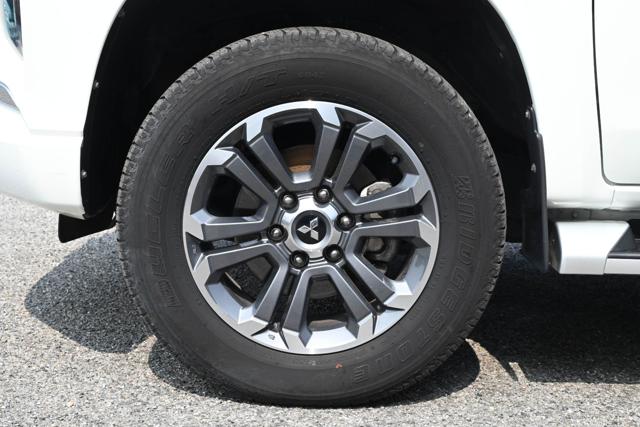 MITSUBISHI L200 usata, con Climatizzatore