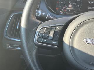 JAGUAR E-Pace usata 29