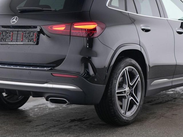 MERCEDES-BENZ GLA 180 usata, con Airbag Passeggero