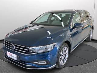 VOLKSWAGEN Passat Variant usata, con Controllo vocale