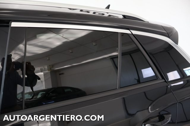 VOLKSWAGEN T-Roc usata, con Autoradio digitale